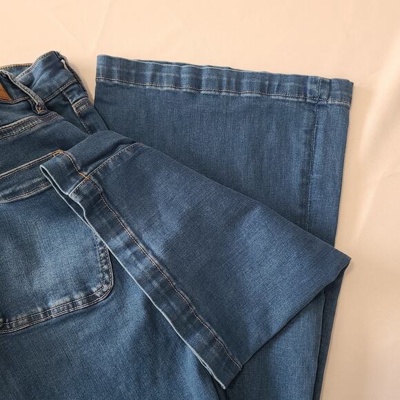 Womens American Eagle Super High-Rise Flare Button Fly Jeans Size 12 Blue - Picture 2 of 16